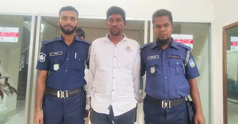 সাংবাদিকদের ওপর হামলায় জড়িত একজন গ্রেপ্তার